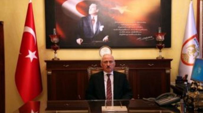 Sivas Valisi Barut&rsquo;tan, 14 Mart Tıp Bayramı Mesajı