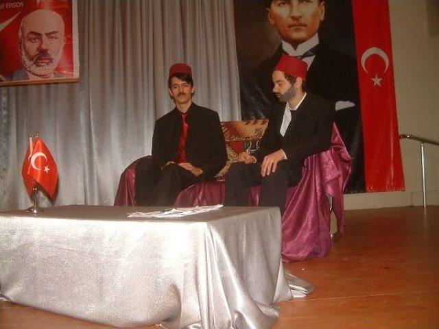 Burhaniye&rsquo;de İstiklal Marşı Coşkusu 1