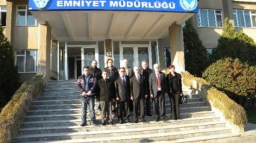 Gazeteciler Tekirdağ İl Emniyet M&uuml;d&uuml;r&uuml;n&uuml; Ziyaret Etti