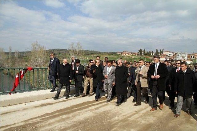 Nil&uuml;fer İle Mudanya yı Birbirine Bağlayan K&ouml;pr&uuml; A&ccedil;ıldı 2