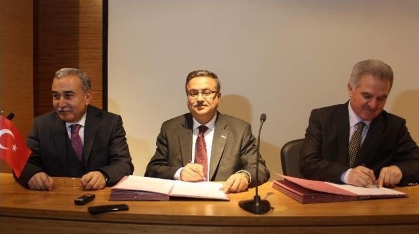 Sakarya &Uuml;niversitesi Ve Marka Bir İlki Hayata Ge&ccedil;iriyor