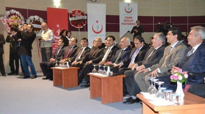 Uşak Devlet Hastanesi&rsquo;nde Tıp Bayramı Kutlaması