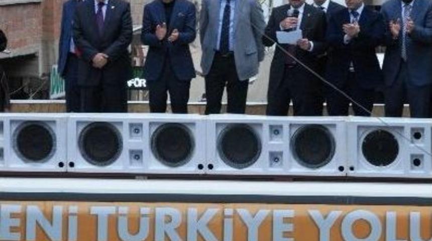 Başbakan Yardımcısı B&uuml;lent Arın&ccedil;: