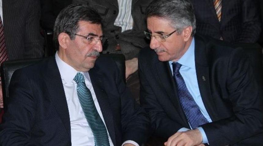 Bakan G&uuml;ll&uuml;ce: &ldquo;ne Ak Partiyi Ne Tayyip Erdoğan'ı Ne De T&uuml;rkiye'yi Yedirtmeyiz"