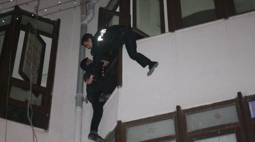 Kocaeli&rsquo;de İntihar Girişimi