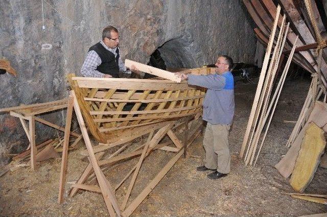Sel&ccedil;uklu Tersanesi nde 62 Yıl Aradan Sonra Yeniden Tekne Yapımı 1