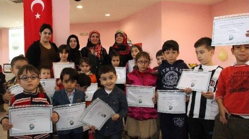 G&ouml;lbaşı&rsquo;nın &Ccedil;evreci Miniklerine Sertifika