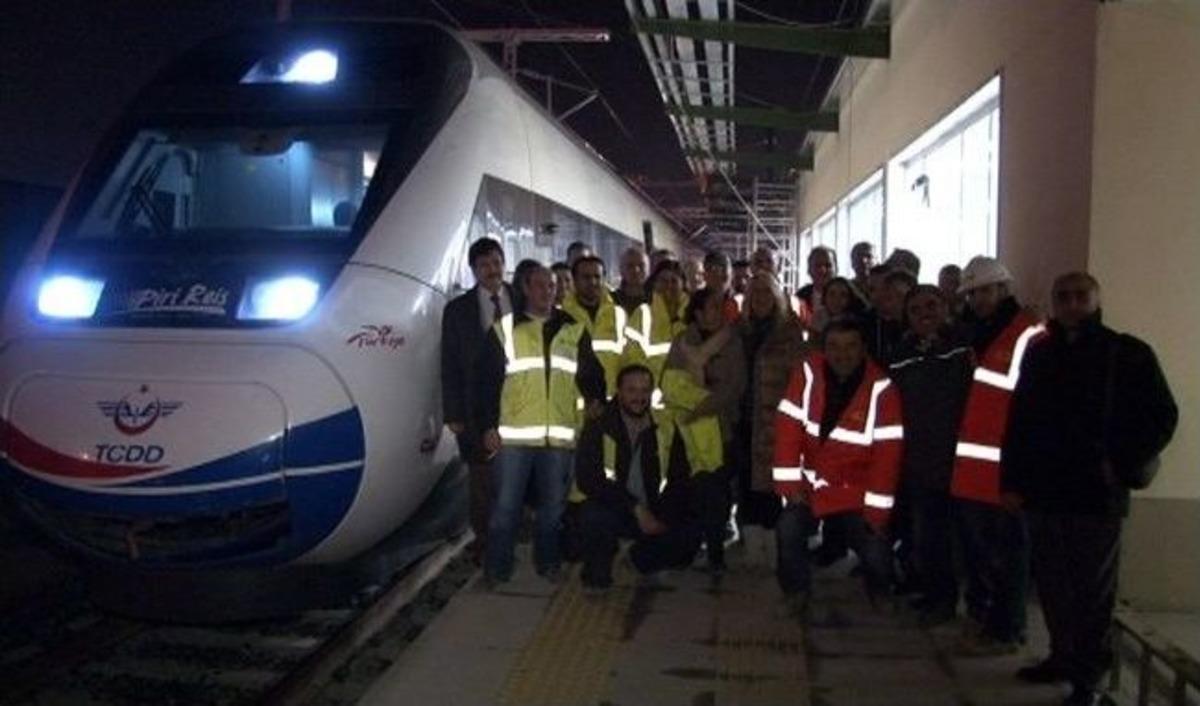 Y&uuml;ksek Hızlı Tren İlk Defa İstanbul'da