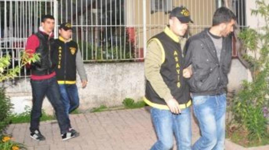 2 İş Yerinden Hırsızlık Yapan 4 Kişi Tutuklandı