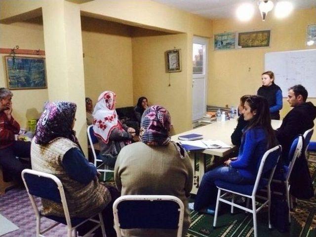 &Ccedil;aycuma&rsquo;da Budama, Fide Ve Fidan Dikimi Konularında Toplantılar Yapıldı 2