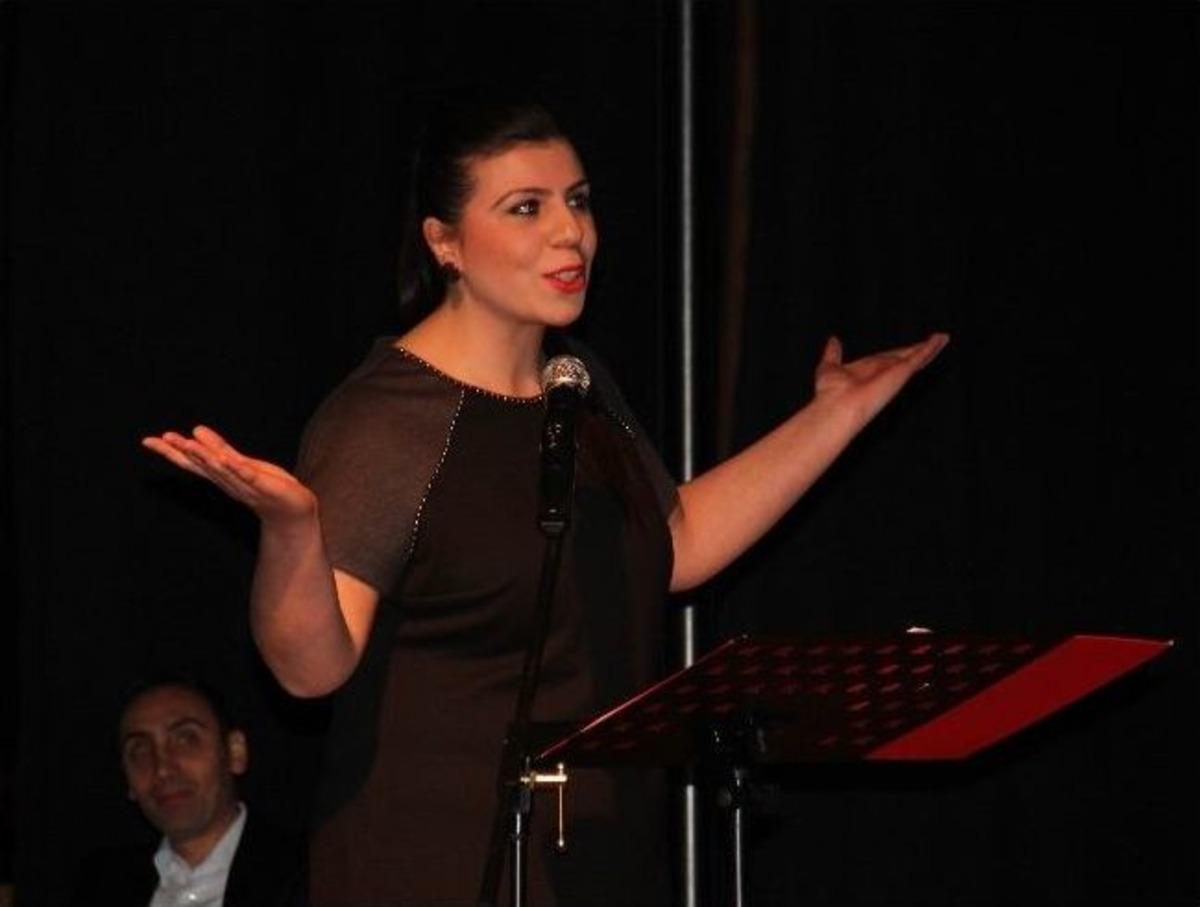 Şair Sağlık&ccedil;ılar