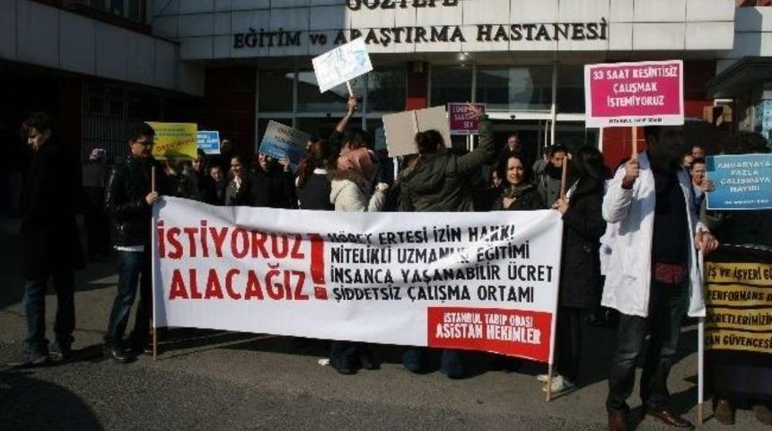 Sağlık &Ccedil;alışanları 14 Mart Tıp Bayramı&rsquo;nda İş Bıraktı