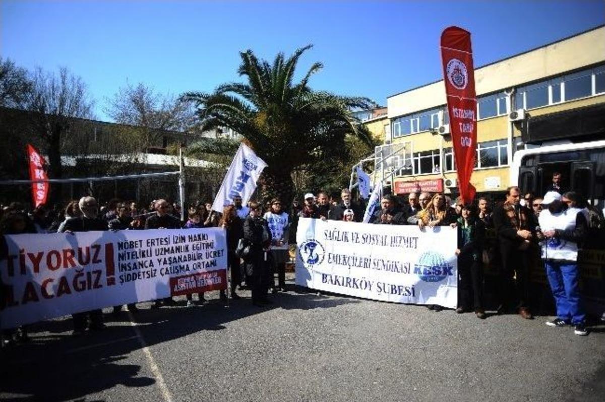 Sağlık &Ccedil;alışanları İş Bıraktı