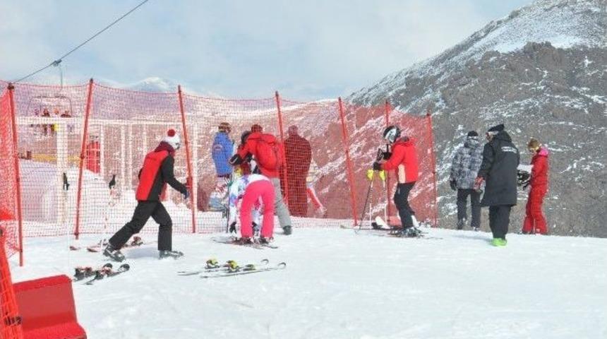 Konaklı&rsquo;da Kayak Keyfi