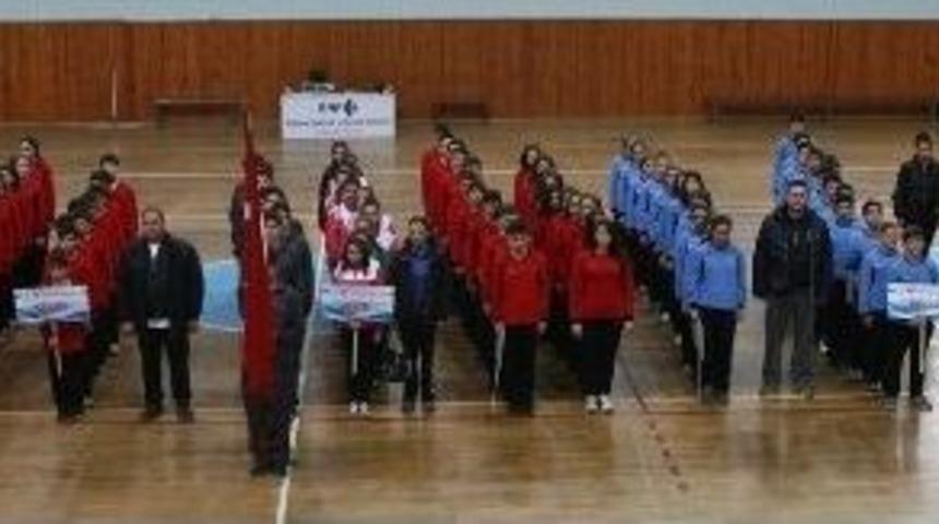 Rize'de Anadolu Yıldızlar Ligi Hentbol Yarı Final M&uuml;sabakaları Başladı