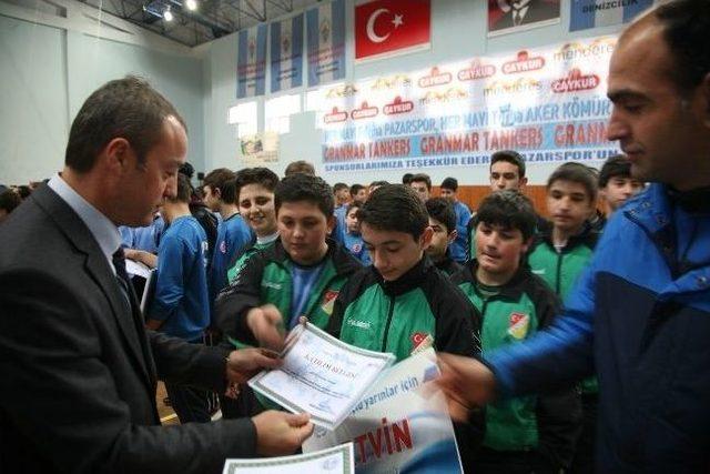 Rize'de Anadolu Yıldızlar Ligi Hentbol Yarı Final Müsabakaları Başladı