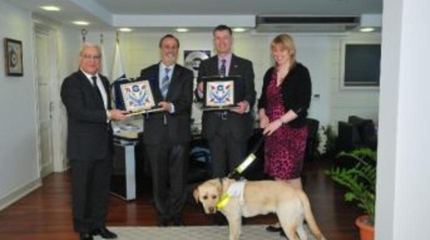 İş D&uuml;nyası İngiltere&rsquo;den Vize Kolaylığı Talep Etti