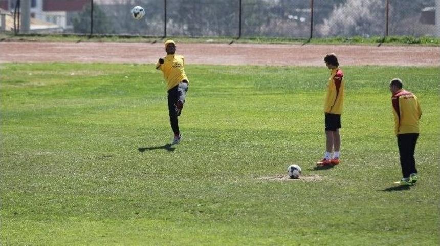 Galatasaray, Kardemir Karab&uuml;kspor Ma&ccedil;ının Hazırlıklarını Tamamladı