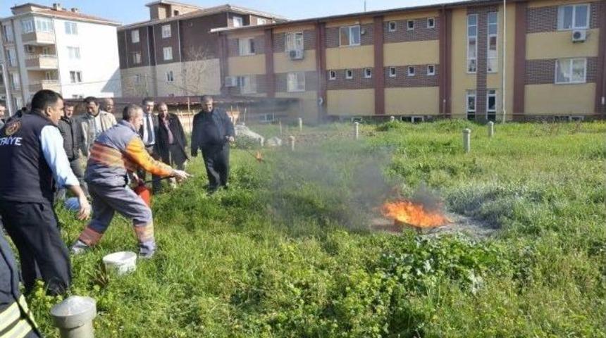 Tekirdağ İtfaiyesi Fabrika Çalışanlarına Yangın Güvenliği Eğitimi Verdi
