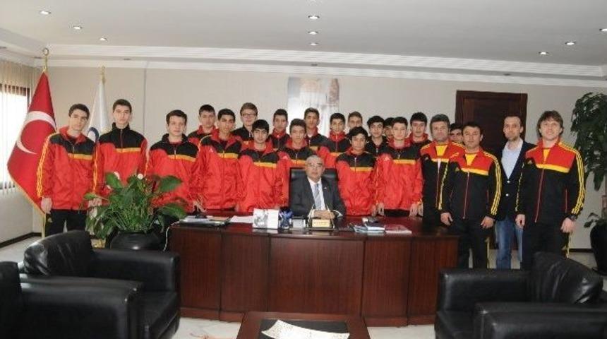 &Ccedil;orlu Aslanspor Başkan Baysan&rsquo;ı Ziyaret Etti