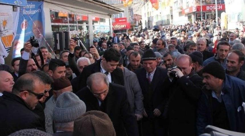 İ&ccedil;işleri Bakanı Efkan Ala, İspir&rsquo;de