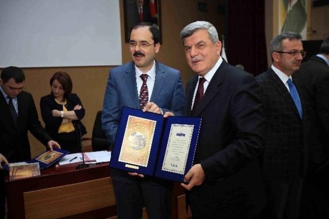 B&uuml;y&uuml;kşehir&rsquo;den &Ouml;rnek Meclis