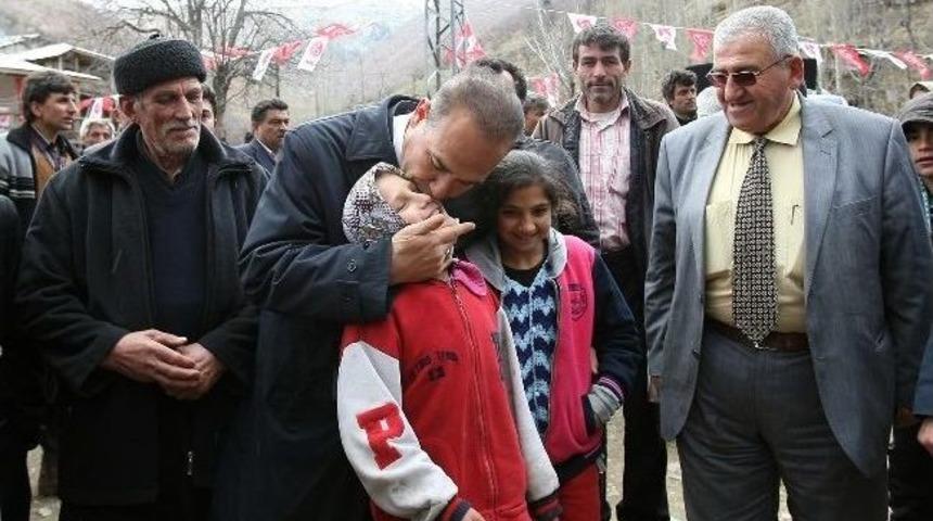 S&ouml;zl&uuml;: "helvadan Putları Yıkacağız"