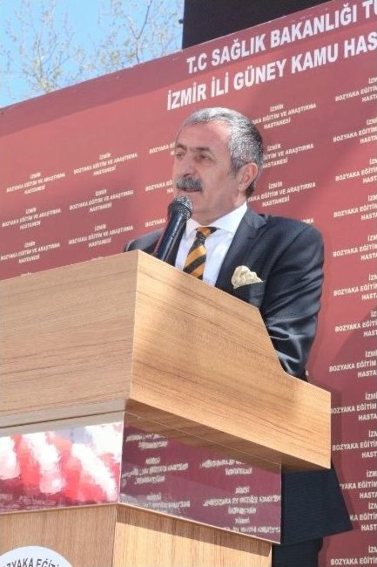 Kafkas: &ldquo;izmirliler Her İşte Geri Kaldığı Gibi Bakanlığımıza Da Ayak Uyduramıyor&rdquo;