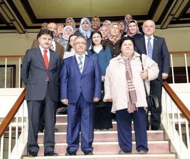 "yenik&ouml;y de Birlikte Yeni Adımlar" Projesinde Yer Alan Kadınlar Vali Nayır ı Ziyaret Etti 1