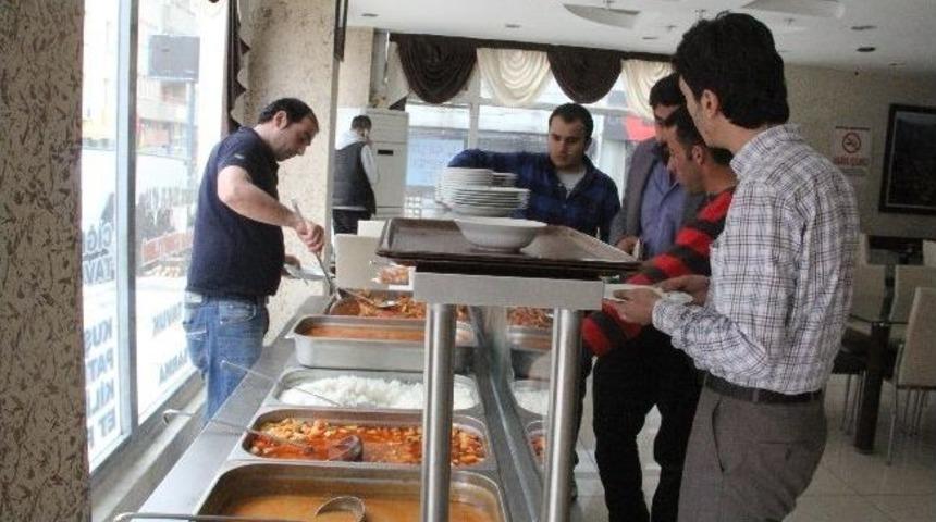 Hakkari&rsquo;deki Lokantalar'da Bir İlk