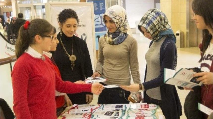 Erzurum’da “kendinize Bir Şans Verin Kansere Yenilmeyin” Konulu Proje Bilgilendirme Standı Açıldı