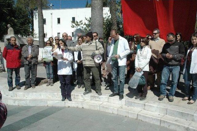 Sağlık Personeli Tıp Bayramında Eylem Yaptı 1