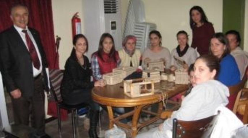 Burhaniye De Hasır &Ouml;rme Kursu