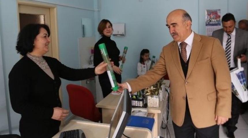 Başkan Yıldırım'dan Sağlık&ccedil;ılara Ziyaret