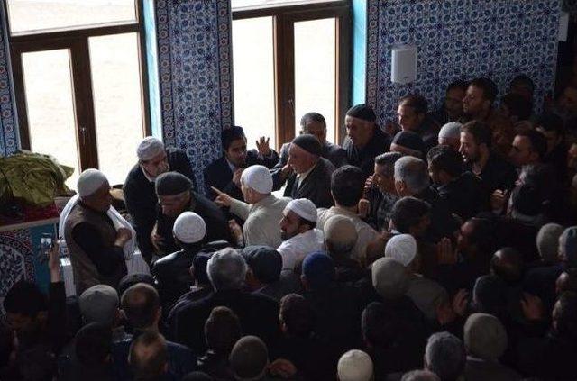 &Ccedil;aldıran da Sakal-ı Şerif İzdihamı 1