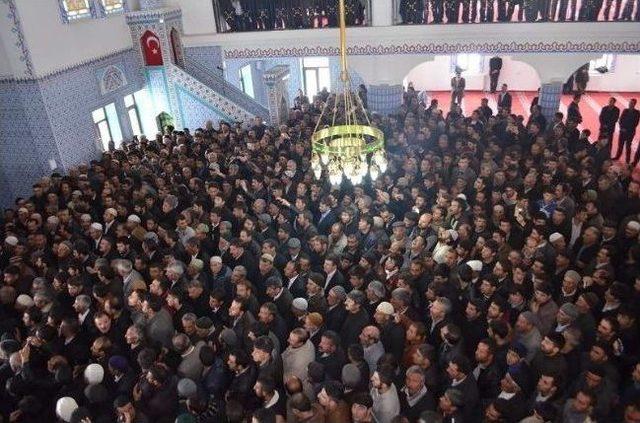 &Ccedil;aldıran da Sakal-ı Şerif İzdihamı 2