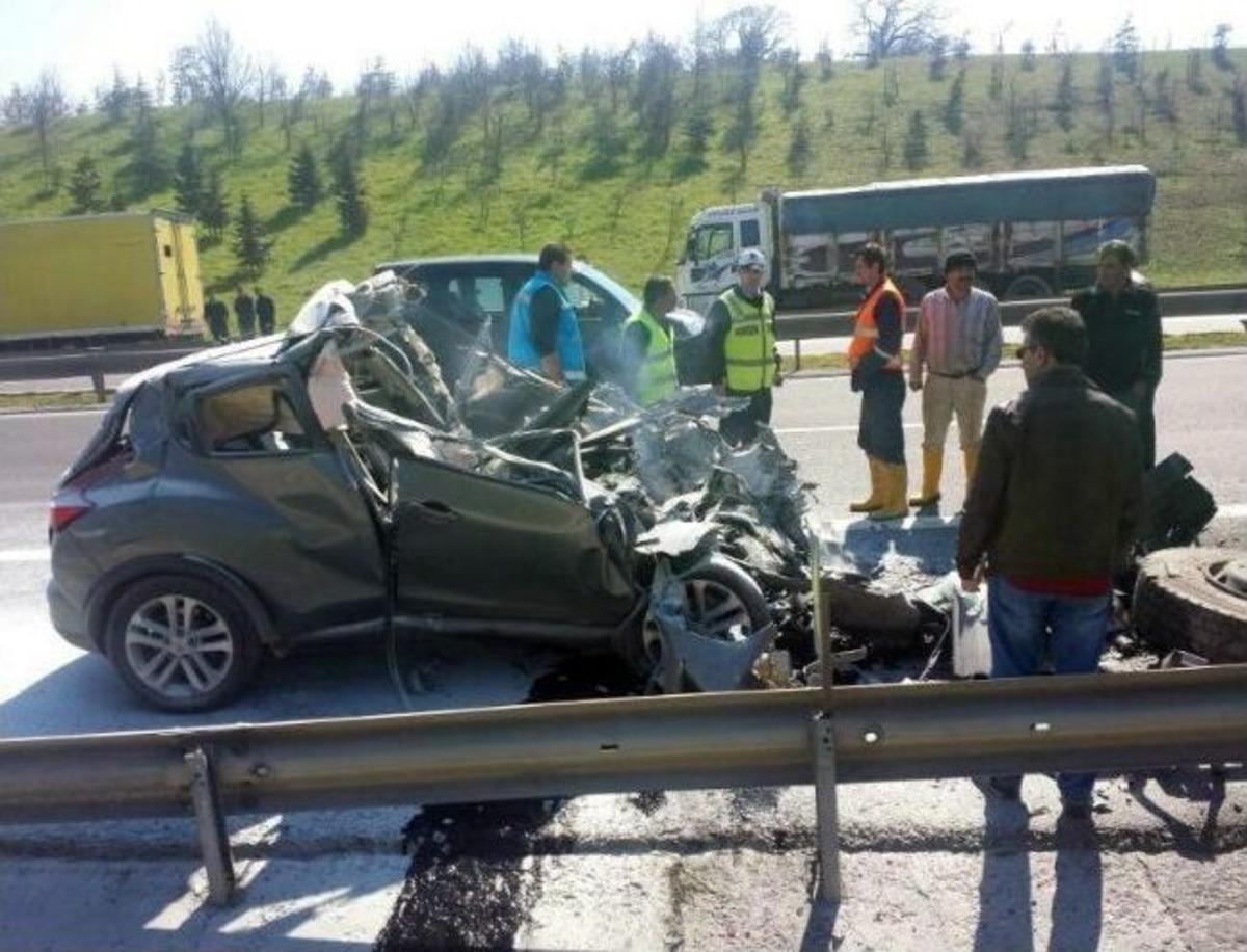 (&ouml;zel Haber) Tem Otoyolu&rsquo;nda Feci Kaza: 1 &Ouml;l&uuml;