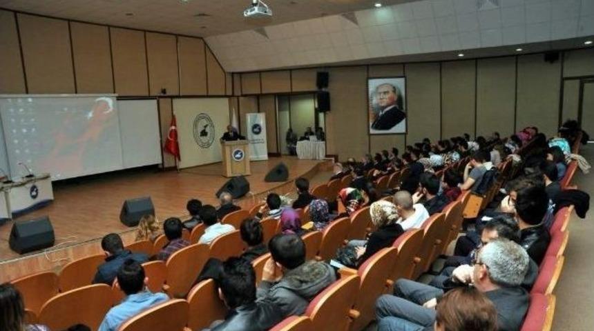 Yy&uuml;&rsquo; De İstiklal Marşı&rsquo;nın Kabul&uuml;, Mehmet &Acirc;kif Ersoy&rsquo;u Anma Paneli