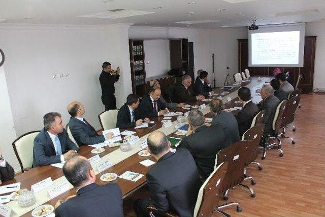 Kars’ta Tarımsal Kuraklık İl Yönetimi Toplantısı Yapıldı