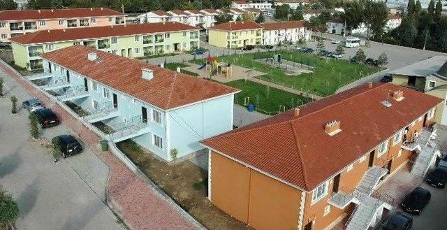 Eynal Kaplıcaları 1 Yılda 250 Bin Kişiyi Ağırladı