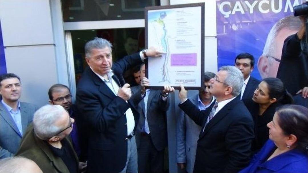 Toptan, M&uuml;jdeli Haberlerini &Ccedil;aycuma&rsquo;da A&ccedil;ıkladı