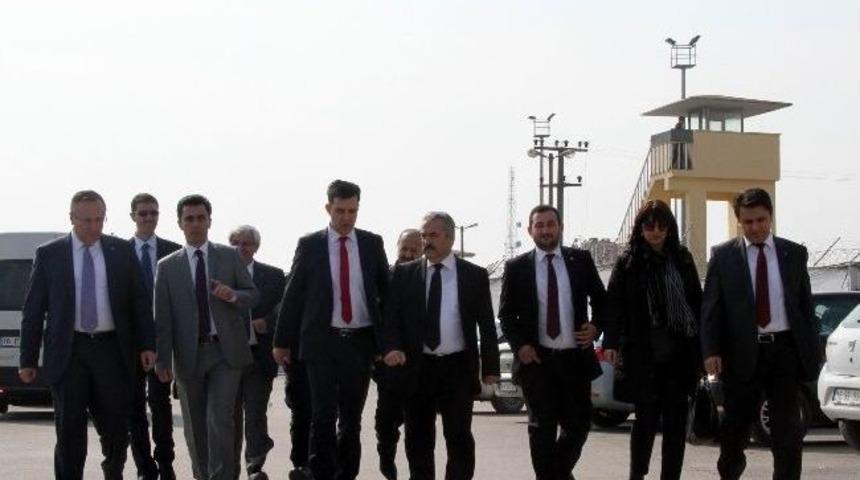 Esgin Cezaevine Girdi