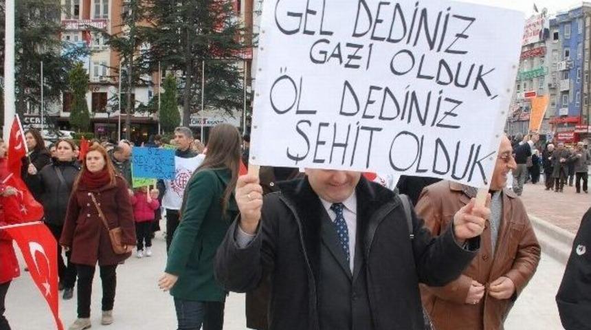 Emekli Astsubaylardan &Ouml;zl&uuml;k Hakları Eylemi