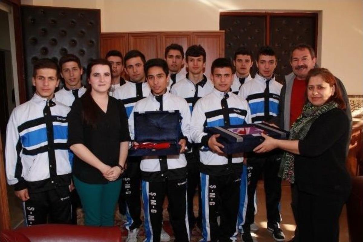 Kutsal Emanetler Bandırma'da