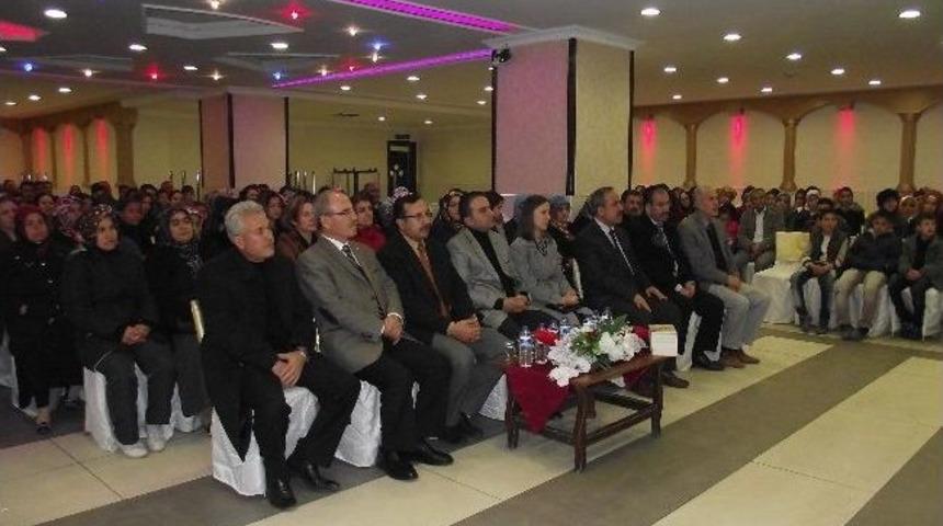 Eğitimci Yazar Halit Ertuğrul, G&ouml;lbaşı&rsquo;nda Konferans Verdi