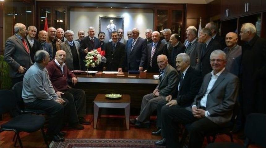'eses'in Efsane Kadrosu' Başkan Ata&ccedil;&rsquo;ı Ziyaret Etti