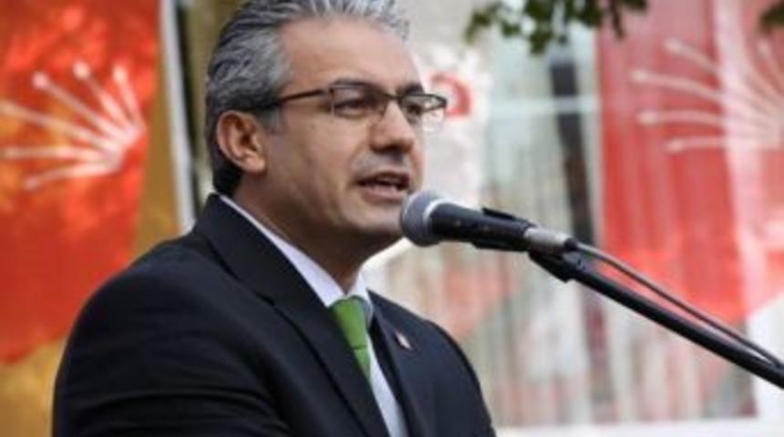 H&uuml;seyin Mutlu Akpınar Babasını Kaybetti