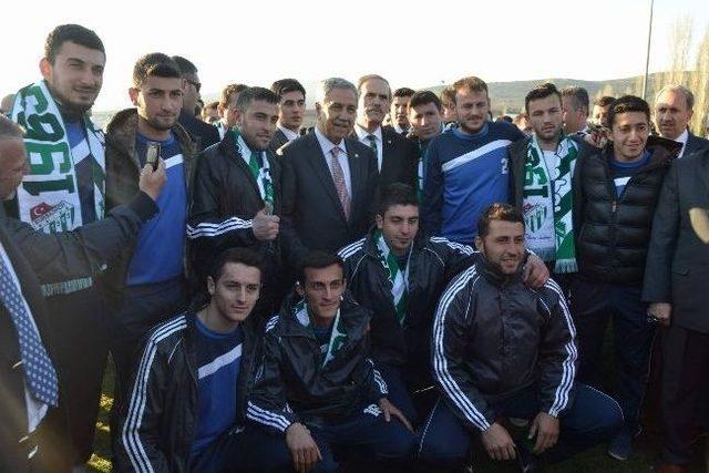 Arın&ccedil;, Boyalıca Spor Tesislerini A&ccedil;tı 1