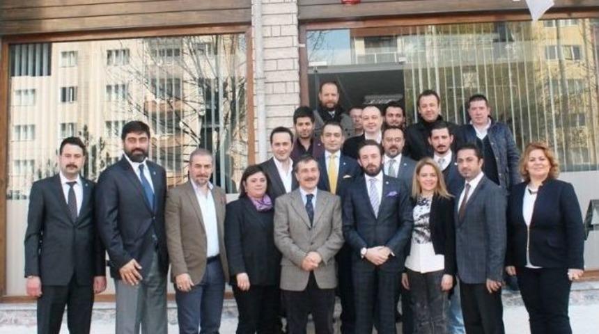 Ata&ccedil;&rsquo;tan Esgiad&rsquo;a Ziyaret