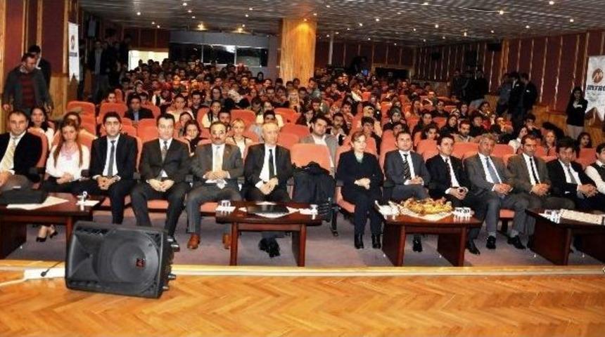B&uuml;&rsquo;de Kariyer Planlama Semineri